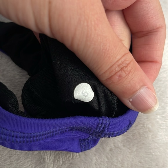 Lululemon Free to Be Bra - Wild Light Support, A/B Cup Size 6 - Picture 6 of 6